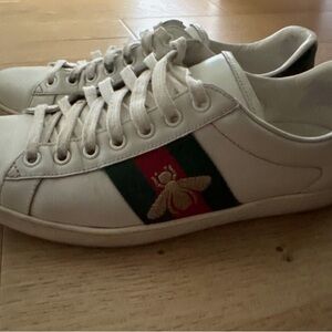 mens authentic gucci sneakers size 7.5 men used